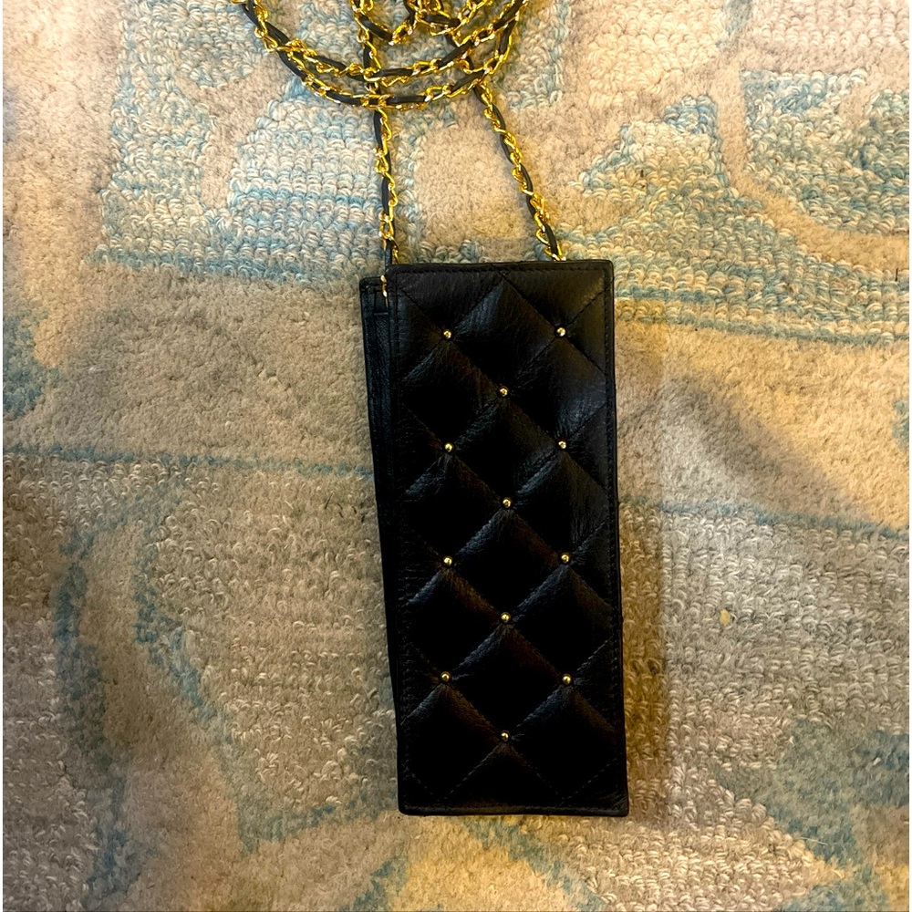 KATHLEEN KIRKWOOD SHADE ATTACHÉ GLASSES CASE BLACK NWOT ON GOLD STRAP QUILTED
